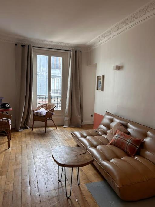 Un Fabuleux Decor Pour Un Chaleureux Appartement París Exterior foto