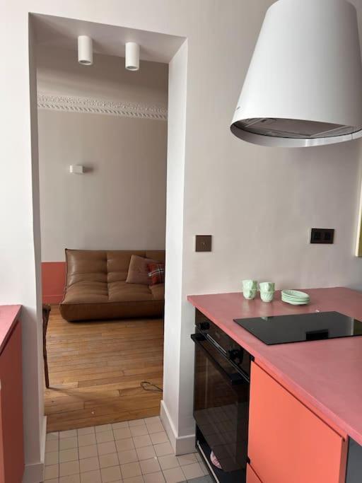 Un Fabuleux Decor Pour Un Chaleureux Appartement París Exterior foto